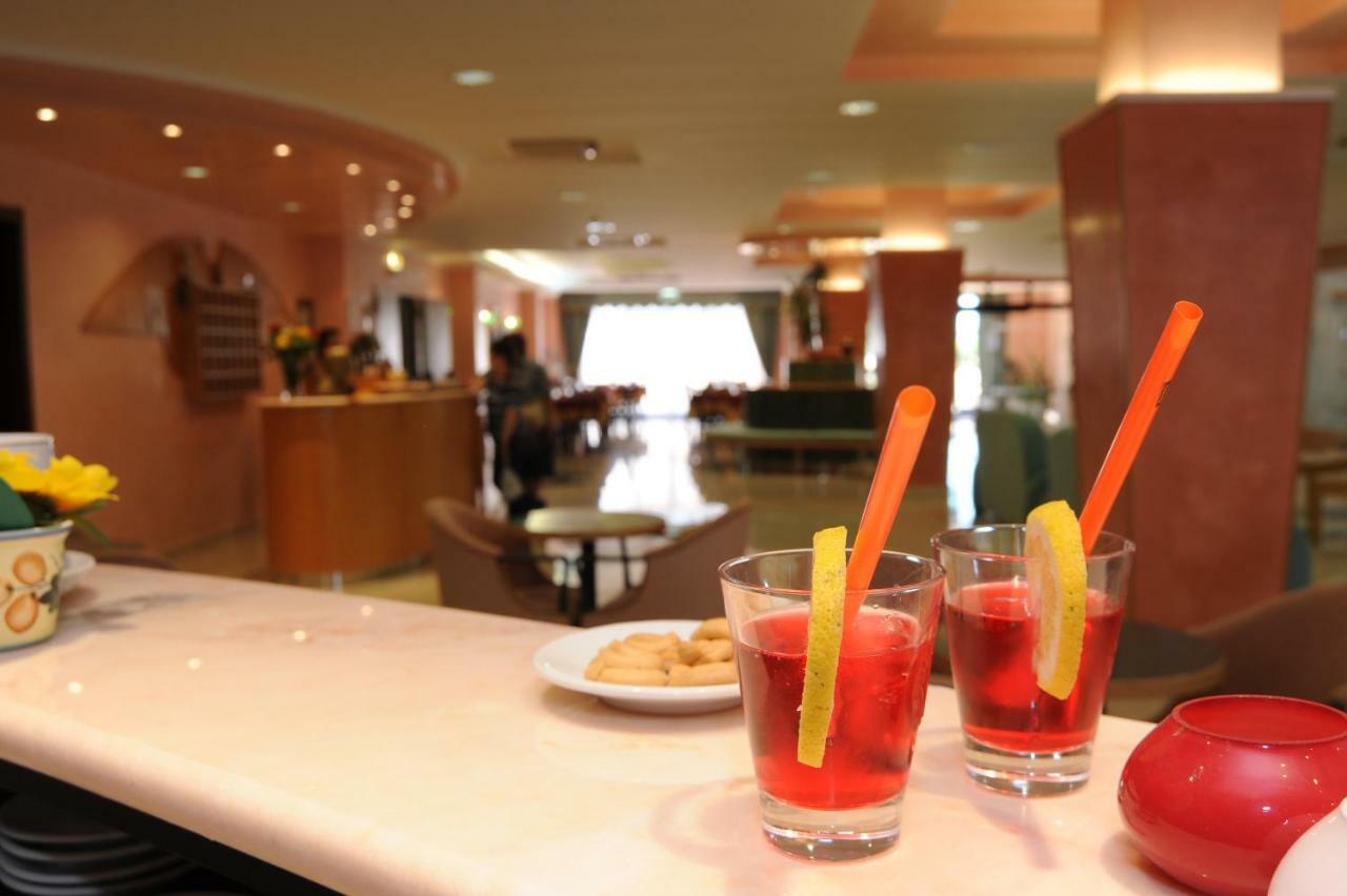 Hotel Garden ซานโจวานนี โรตอนโด ภายนอก รูปภาพ